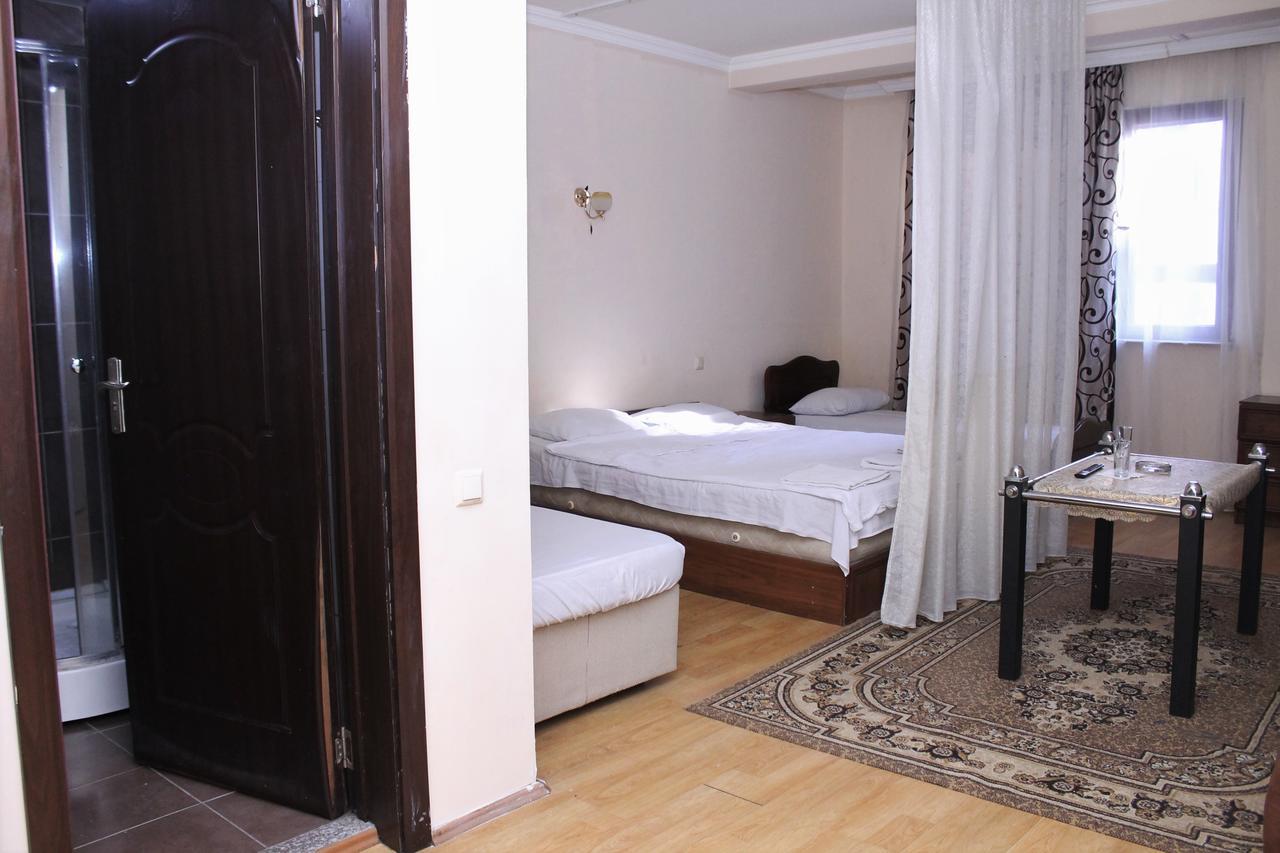 Hotel Hayat Batumi Exterior foto